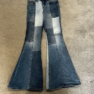 Vervet Patchwork Flare Mid Rise Jeans, Women’s Size 25 Denim Jeans